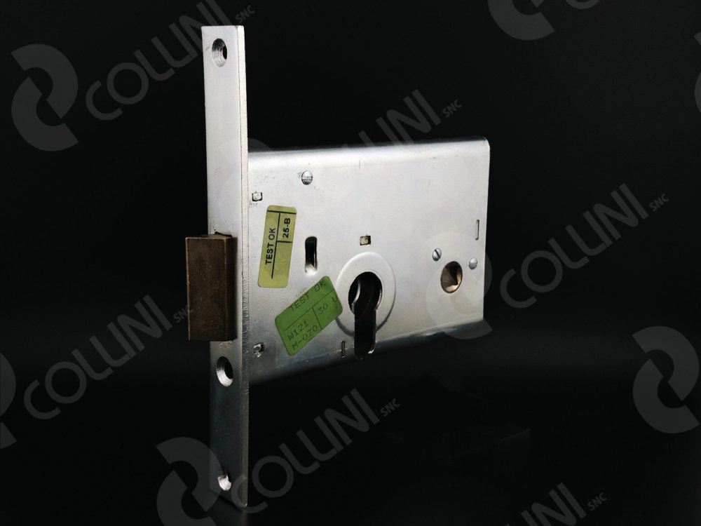 CISA Serratura da Infilare a Cilindro per Fasce (Scrocco con Catenaccio Centrale Incorporato)