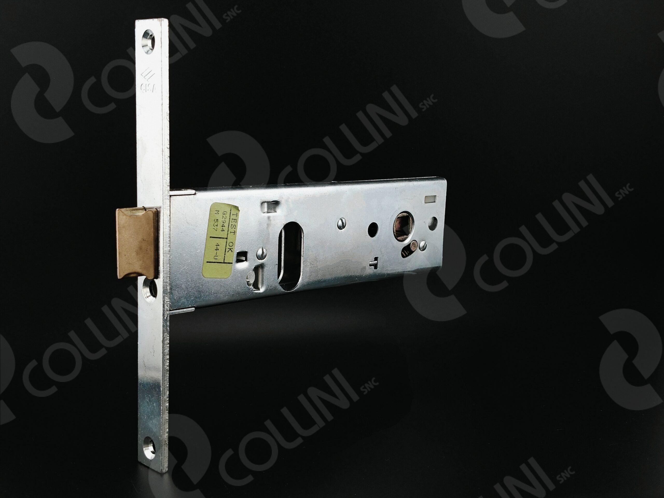 CISA Serratura da infilare a cilindro ovale per fasce (Scrocco con catenaccio incorporato)